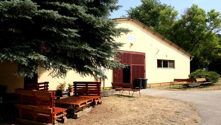 Gólyatábor, táborhely - Bodajk Ifjúsági Tábor épület